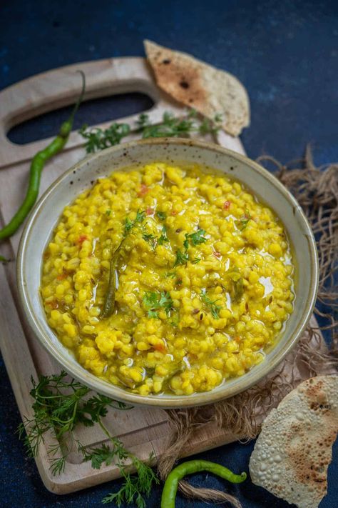 Barley Khichdi (Jau Moong Dal Khichdi) is a take on the classic khichdi recipe where rice is replaced with barley. This one-pot dish is very comforting and super nutritious. Moong Dal Khichdi, Dal Khichdi, Khichdi Recipe, Barley Recipe, Pearl Barley, Moong Dal, One Pot Dishes, Clarified Butter, Green Chilies