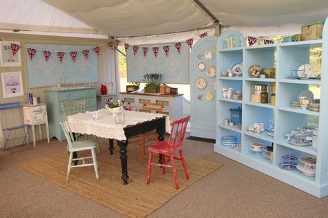 Great British Bake Off Tent, Class Aesthetic, Sue Perkins, Nikki Baby, Farmhouse Storage, The Great British Bake Off, Candy Games, Tent Decorations, Baking Classes