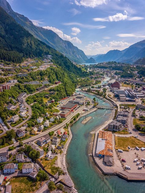 Odda Norway, Viking Ship Museum, Norway City, Viking Ships, World Wallpaper, Viking Ship, Norway Travel, City Pictures, Wooden Houses