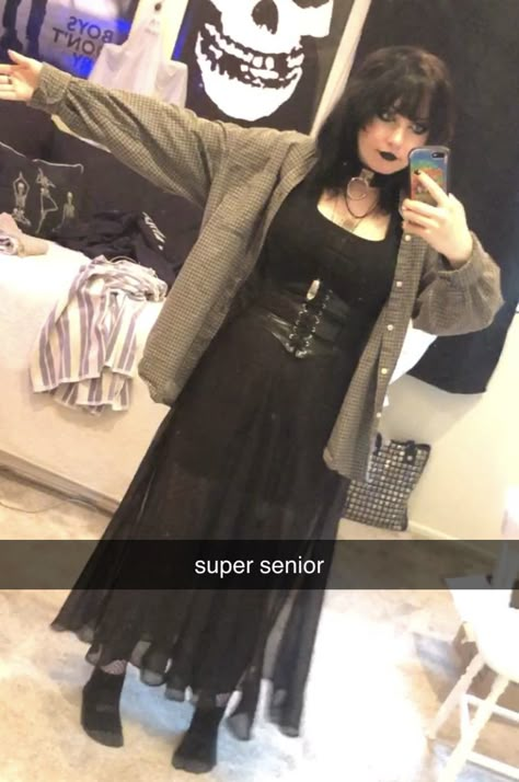 Midi Skirt Goth Outfit, Alt Cardigan Outfit, Skirt Goth Outfit, Goth Outfit Ideas, Casual Goth, Goth Outfit, Alt Clothes, Cardigan Outfit, Witch Outfit