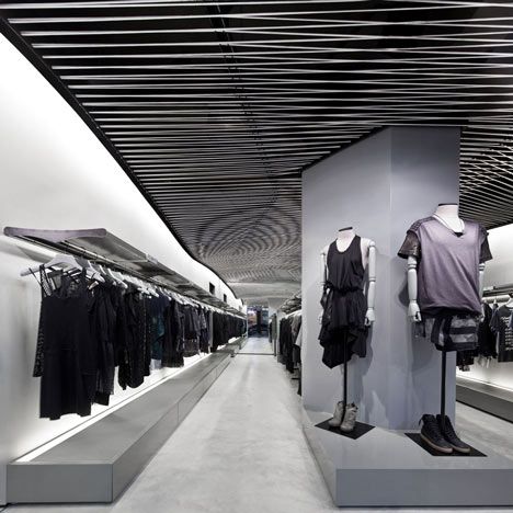 Shine Ceiling Grid, Washroom Design, Shop Window Design, Retail Store Design, Retail Design Blog, Retail Interior, Store Interior, Shop Interiors, Retail Space