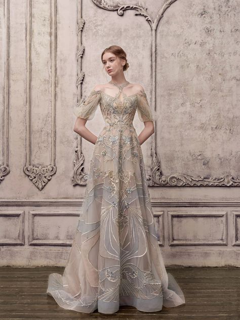 The 12 Top Bridal Trends For Spring 2022 Include 'Bridgerton' Inspiration and Wedding Nap Dresses - Fashionista The Atelier Couture, Kasut Pengantin, Extra Dresses, Bridal Trends, Pakaian Feminin, Couture Bridal, Costume Drama, Fairytale Dress, Bridal Fashion Week