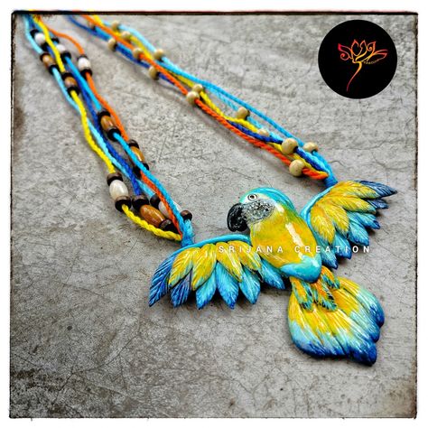 Shell Dream Catcher, Pista Shell Crafts, Macaw Bird, Pot Craft, Painted Necklace, Wedding Flower Jewelry, Diy Necklace Making, Pendant Designs, Belt Blouse