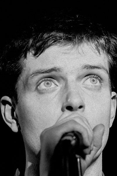 Joy Division Wallpaper, Ian Curtis, Goth Bands, Uk Music, Music Pics, Joy Division, Rare Pictures, Jim Morrison, Live Photo