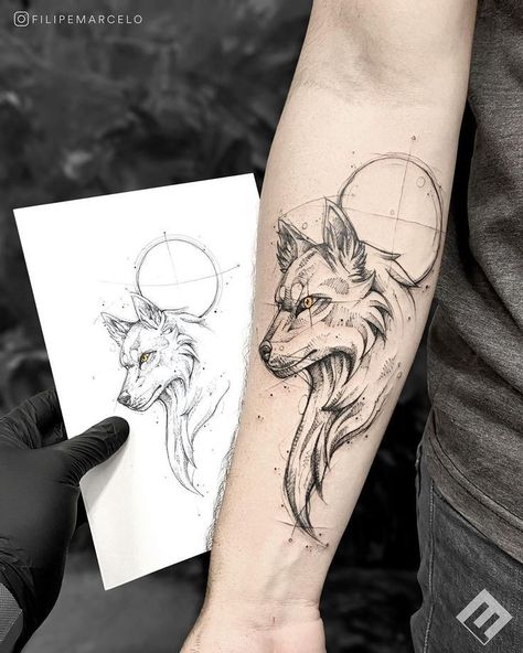 Kurt Tattoo, Wolf Tattoo Forearm, Thigh Piece Tattoos, Aesthetic Tattoo Ideas, Geometric Wolf Tattoo, Small Wolf Tattoo, Wolf Tattoos Men, Tatuagem Masculina Pequena, Wolf Tattoo Sleeve