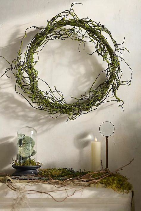 Dark Forest Decor, Halloween Twig Wreath, Thorn Wreath, Moss Crafts, Spooky Porch, Forest Decorations, Nest Craft, Forest Wreath, Bird Nest Craft