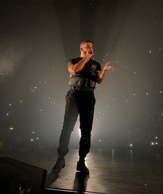 Girl Power Songs, Drake Fashion, Drake Concert, Drake Photos, Drizzy Drake, Drake Drizzy, Drake Graham, 2k Wallpaper, Best Rap Songs