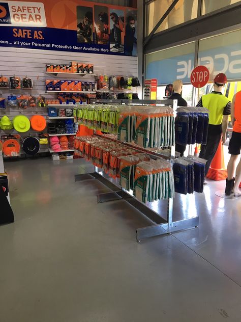 #sfsi #install #workscene #blacktown #workwear #chrome #maxe #maxepost #highvis #slatwall #whiteslatwall #hangrail #shelving #clothingstore #straightarm #safetyclothing Workwear Store, Packing Car, Safety Clothing, Point Of Sale, Reading Art, Clothing Retail, Hardware Store, Store Organization, Hanging Rail