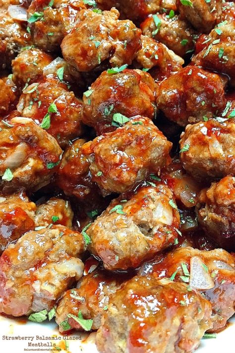 Strawberry Balsamic Glazed Meatballs Cooked Strawberries, Recipes With Strawberry, Balsamic Meatballs, Meatball Appetizer Recipes, Jam Chicken, Cocktail Meatball Recipes, Glazed Meatballs, Strawberry Balsamic, Meatballs Recipe