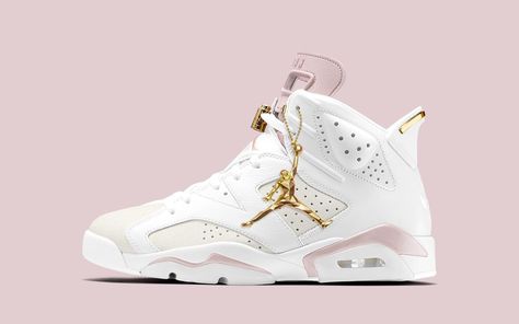 JustFreshKicks on Twitter: "Air Jordan 6 WMNS “Barely Rose” Releasing July 2021 https://t.co/YiNSG3Cd0U… " Air Jordan 6 Barely Rose, Air Jordan Women Shoes, Air Jordan Barely Rose, Air Jordan 1 Rose, Best Jordans For Women, Air Jordan Shoes For Women, Air Jordan Woman, Jordan Women Shoes, Jordans For Women