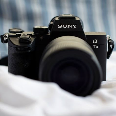 Sony Camera A7iii, Sony Camera Aesthetic, Photography Gadgets, Sony Alpha A7 Iii, Photography Gear Accessories, Visual Moodboard, 2023 Lifestyle, Sony Cameras, Youtube Setup