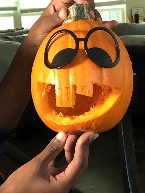 Goofy pumpkin head by Elani A Goofy Pumpkin Faces, Goofy Pumpkin, Ugly Pumpkin, Goofy Face, Pumpkin Head, Pumpkin Faces, Pumpkin Carving, Halloween Fun, Carving