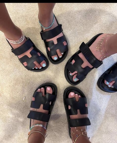 Summer Jewelry Trends, Women Slippers Fashion, Sequin Shoes, Pretty Sandals, Shoes Heels Classy, Shoe Inspo, Slingback Shoes, Cute Sandals, Pink Shoes