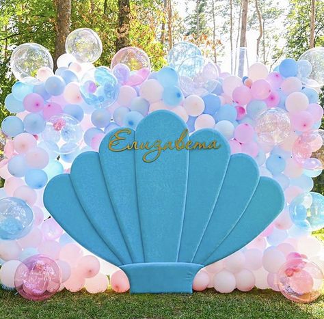 Seashell Backdrop, Mermaid Theme Wedding, 40th Party Ideas, Ariel Party, Ariel Birthday Party, Jojo Siwa Birthday, Balloon Background, 1st Birthday Girl Decorations, Mermaid Theme Birthday Party