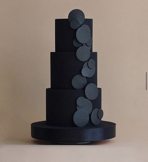 Tall Wedding Cakes, Wedding Cake Trends, Geometric Cake, Decoration Buffet, Black Cake, Black Wedding Cakes, Modern Cakes, Cake Trends, Modern Wedding Cake