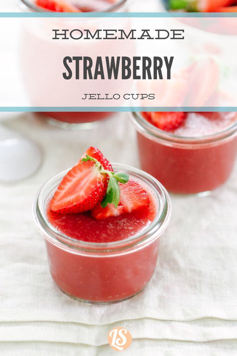 Strawberry Jello Cups, Chocolate Covered Banana Bites, Homemade Jello, Jello With Fruit, Strawberry Oatmeal Bars, Blueberry Crumble Bars, Jello Cups, Gelatin Recipes, Strawberry Oatmeal