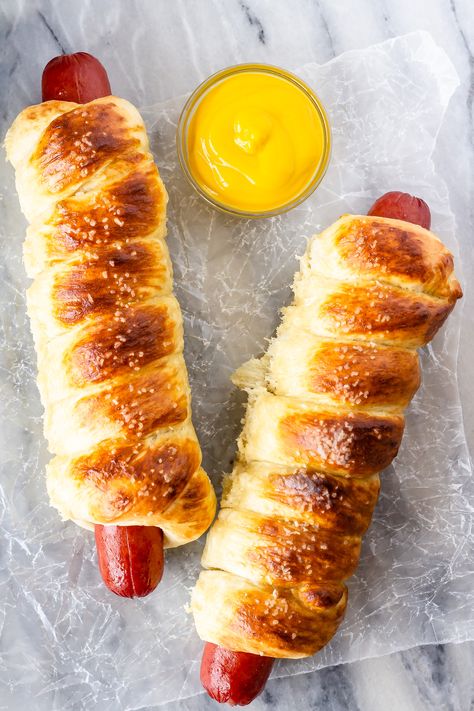 Pretzel Dogs Picture Dog Pretzels, Pretzel Dogs Recipe, Pretzel Dog, Pretzel Dogs, Pretzel Dough, Homemade Pretzels, Soft Pretzel, Hot Dog Recipes, Coarse Salt