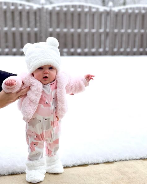 Baby Snow Outfit, Ski Trip Outfit, Baby Snow, Wood Family, Baby In Snow, Snow Gear, Newborn Girl Outfits, Snow Outfit, Trip Outfits