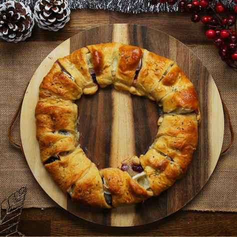 Cranberry And Brie Crescent Ring Recipe by Tasty Brie Pastry, Pastry Wreath, Cranberry And Brie, Crescent Ring Recipes, Brie Cranberry, Cranberry Brie, Best Thanksgiving Recipes, Flaky Crust, Christmas Appetizers