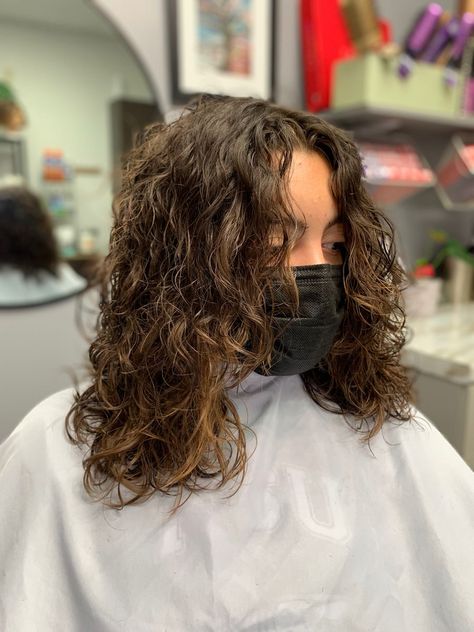 Middle Length Curly Haircut, Framing Haircut Curly Hair, Curly Face Frame Layers, Framed Face Haircut Curly Hair, Short Curly Haircuts Face Framing, Face Framing Layers Naturally Curly Hair, Curly Haircut Middle Part, Curly Framing Layers, Face Framing Layers Curly Hair Natural