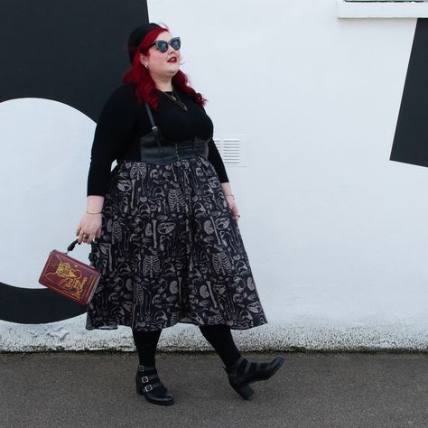 NGL, for changeable weather this outfit is goals. Gotta love some bones. Skirt; C/O @romwe Bag; old @vendulalondon Harness; heavily customised from SHEIN Shoes; thrifted from @vinted AD | Gifted item • • • #romwe #romweplus #PlusSizeStyle #Fatshion #PlusFashion #StyleHasNoSize #FatGirlFashion #Alternative #AlternativeGirl #GrownUpEmo #AlternativeFashion #PlusSizeAlternative Size 22 Style Size 24 Style Plus Size Alternative Plus Size Harness Outfit, Shein Plus Size Outfits, Plus Size Alternative Outfits, Gothic Plus Size, Plus Size Alternative, Harness Outfit, Shein Shoes, Alternative Girls, Alternative Outfits