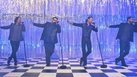 Home Free Steals Hearts With Dazzling A Cappella Cover Of ‘Blue Ain’t Your Color’ Home Free Youtube, Home Free Songs, Home Free Music, Blue Aint Your Color, Tim Foust, Die A Happy Man, Home Free Vocal Band, Country Music Lyrics Quotes, Smooth Dance