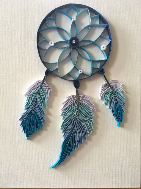 Paper Quilling Dream Catcher, Quilled Dream Catcher, Quilling Dreamcatcher, Paper Dream Catcher, Diy Crafts Butterfly, Quilling Patterns Tutorials, Quilling Instructions, Diy Quilling Crafts, Quilling Flower Designs