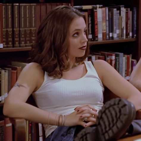 Buffy Quotes, Baby Blue Heels, Buffy Style, Eliza Dushku, Buffy Summers, Vintage Witch, Fashion Moments, Slow Dance, Buffy The Vampire