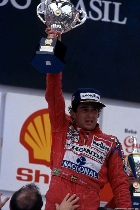 Aryton Senna Wallpapers, Ayrton Senna Aesthetic, Aryton Senna, F1 Wallpaper Hd, Formula 1 Car, Michael Schumacher, Racing Driver, Motor Racing, F1 Drivers