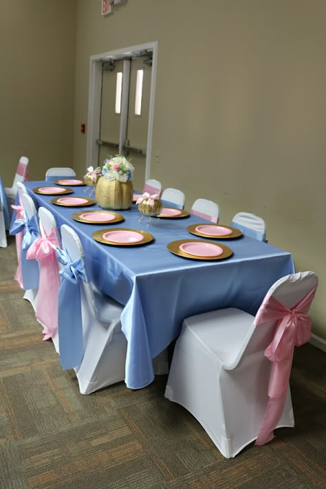 Princess Cinderella Birthday Party, Cinderella Party Centerpieces, Cinderella Birthday Ideas, Cinderella Tea Party Birthday, Cinderella Tea Party, Cinderella Baby Shower Theme, Cinderella Bday Party, Cinderella Themed Birthday Party, Cinderella 3rd Birthday Party