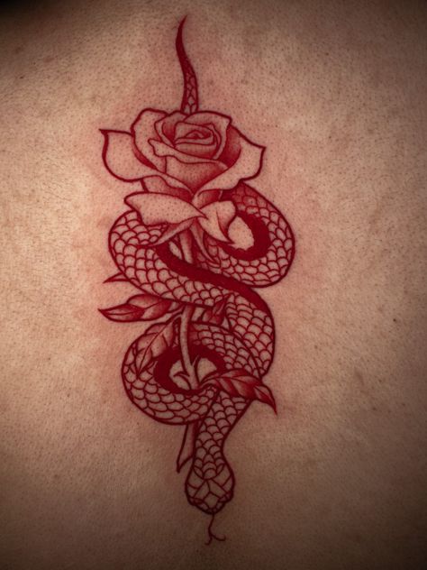 Snake Tattoos Red, Snake Tattoo Between Breast, Rose And Snake Tattoo, Tattoo Pierna Mujer, Red Snake Tattoo, Women Sternum Tattoo, Mia Tattoo, Tattoo Between Breast, Between Breast Tattoo