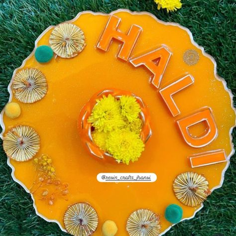 Bringing a touch of tradition to modern art ✨🌼 Our resin Haldi Mehndi palette captures the vibrant essence of celebration and culture. Perfect for adding a splash of color to your special moments! 💛💚 Dm for order 🎁🎁 #haldimehndi #resinart #culturalvibes #haldiceremony #mehndi #smallbusiness #wedding #indianwedding #bride #groom Haldi Palette, Haldi Ceremony, Special Moments, Your Special, Resin Art, Bride Groom, Indian Wedding, Color Splash, Modern Art