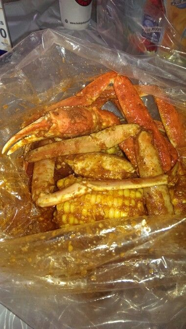 Corn And Sausage, Juicy Crab, Crab Ideas, Crab Restaurant, Boil Recipes, Snow Crab Legs, Snow Crab, Seafood Boil Recipes, New Years Dinner