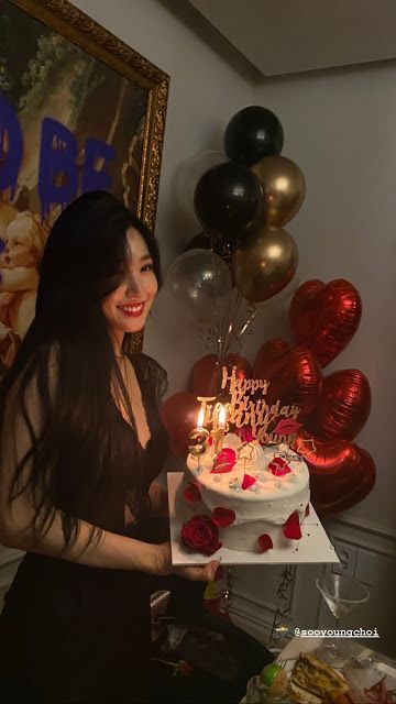 Tiffany updates with pictures from her Birthday party! - Wonderful Generation Tifanny Snsd, Giveaway Ideas Birthday, Tiffany Birthday Party, Tiffany Birthday, 18th Birthday Party Themes, Tiffany Young, 21st Birthday Decorations, Cute Birthday Pictures, Snsd Tiffany