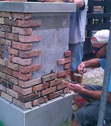 How to Install Chicago Brick Veneers on Any Wall Brick Veneer Wall Exterior, Brick Veneer Exterior, Laying Brick, Z Brick, Brick Veneer Wall, Exterior Updates, River House Decor, Chicago Brick, Front Walk