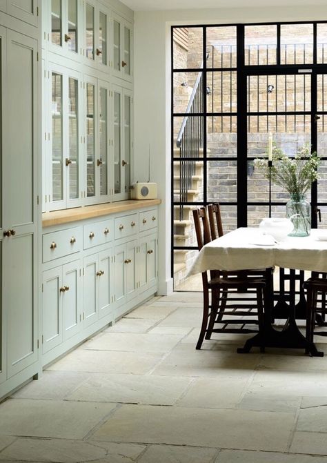 Beautiful floor to ceiling kitchen cabinets To Ceiling Cabinets, Ceiling Cabinets, Classic English Kitchen, Ceiling Classic, Modern Country Kitchens, Floor To Ceiling Cabinets, Dining Room Pantry, Devol Kitchens, Country Dining Rooms