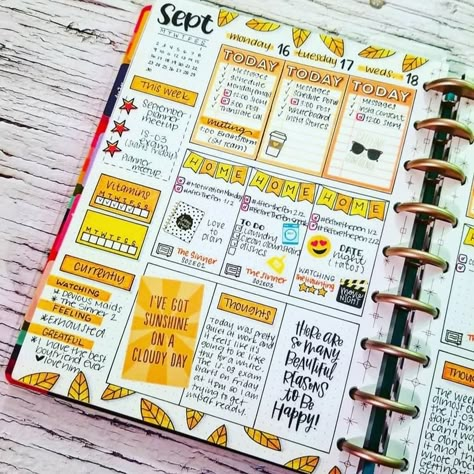 Happy Planner Hourly Layout Ideas, Planner Inspiration Layout, Happy Planner Ideas, Planner Spread Inspiration, Life Planner Organization, Daily Schedules, Income And Expenses, Planner Spreads, Happy Planner Layout