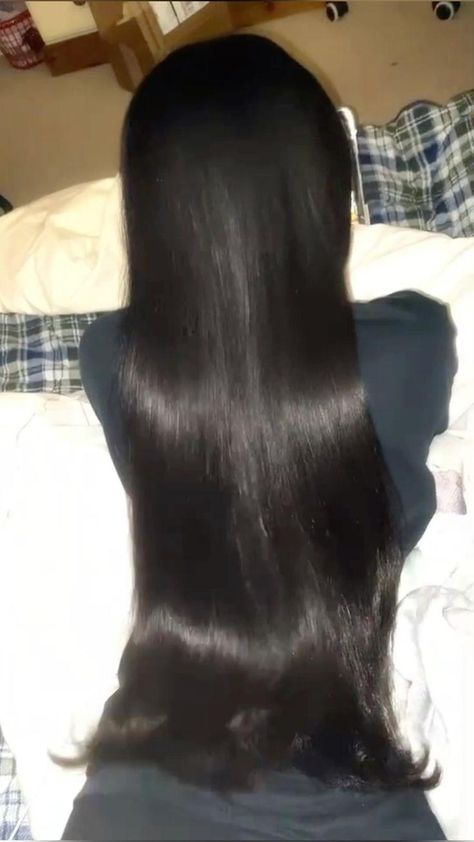 Silky Black Hair, Shiny Black Hair, Soft Silky Hair, Hair Dark Brown, Silky Shiny Hair, Long Shiny Hair, Hair Inspiration Long, Long Silky Hair, Hair Dark