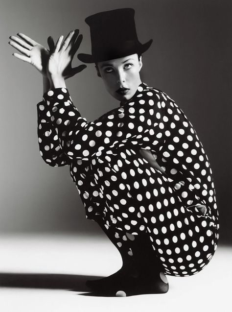 Carlijn Jacobs, Polka Dot Fashion, Edie Campbell, Lady L, Polka Dots Fashion, Photo Editing, Fashion Photography, Polka Dot, Vogue