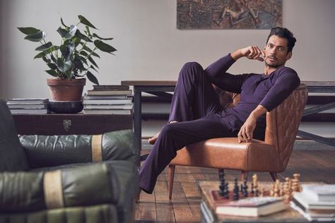 David Gandy reveals the man behind the fashion icon - and those tighty whities - Mirror Online Mens Loungewear Fashion, Comic Poses, Designer Loungewear, Stylish Pajamas, Outfit Ideas Men, Chair Pose, Fashion Tips For Men, Study Photos, Lounge Outfit