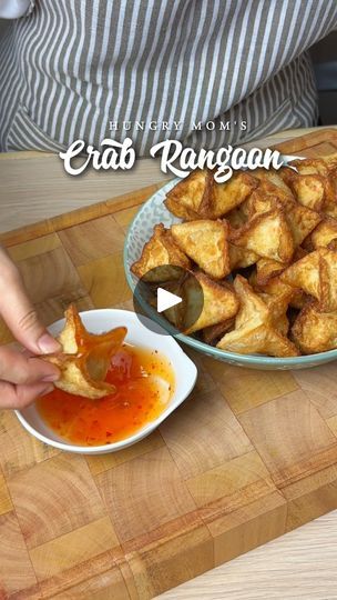 Dairy Free Vegetable Recipes, Crab Stick, Moms Cooking, Best Seafood Recipes, Crab Rangoon, Healthy Recipes Easy Snacks, Appetizers Easy Finger Food, Appetizer Bites, Party Food And Drinks