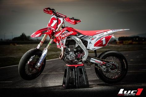 honda-supermoto2 | Enduro motocross, Enduro motorcycle, Racing bikes Honda Supermoto, Supermoto Racing, Honda Dirt Bike, Enduro Motocross, Motorcross Bike, Custom Sport Bikes, Black Truck, Enduro Motorcycle, Honda (motorcycle)