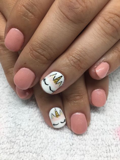 School Nails For Kids, Kids Nails Cute Simple Gel, Toddler Nails, Toddler Nails Designs Kids, Kids Gel Nails Ideas, Unicorn Nail Art, Unicorn Nails Designs, Belle Nails, Cute Short Nails