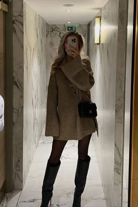 The Looker Ankle in We The Animals curated on LTK Fashion Outfits Casual, Looks Adidas, 00s Mode, Stile Blair Waldorf, Adrette Outfits, Winter Outfits Aesthetic, Skandinavian Fashion, Chique Outfits, Winter Fashion Outfits Casual