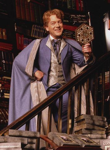 Day 9: Gilderoy Lockhart. I despise the creature. 5 time winner of Witch Weekly's Most Charming Smile Award, used obliviate spell to get fame. Lockhart Harry Potter, Gilderoy Lockhart, Harry Potter Valentines, Harry Potter Professors, Wingardium Leviosa, Drawing Challenges, Kenneth Branagh, Harry Potter Halloween, Still Picture