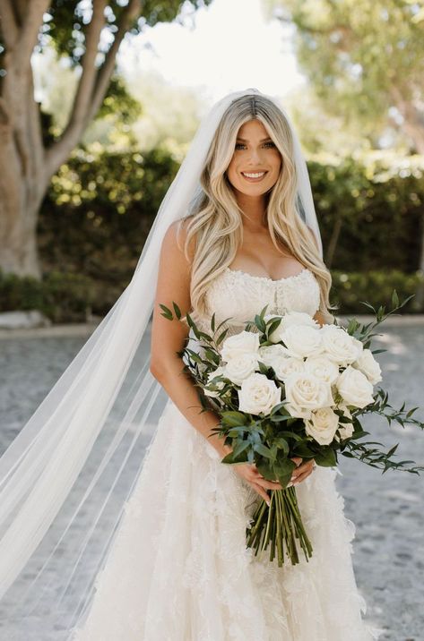 Wedding Hair Strapless Dress Veil, Strapless Wedding Dress Hairstyles Veils, Unique Bridal Portraits, Curls With Veil, Bride Hair Down With Veil, Bride Portrait Bridal Photography, Wedding Hair Down With Veil, Bridal Hair Half Up With Veil, Hair Down With Veil