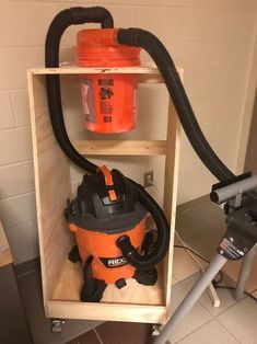 Drill Press Dust Collection, Dust Collector Diy, Shop Dust Collection, Garage Workshop Organization, Woodworking Shop Projects, Tool Storage Diy, Diy Garage Storage, Wood Shop Projects, Woodworking Workshop