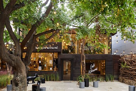 Halloween Restaurant, Cafe Ideas Design, Korean Coffee Shop, Starbucks Shop, Korea Cafe, Seoul Cafe, Korean Coffee, Cafe Exterior, Korean Cafe