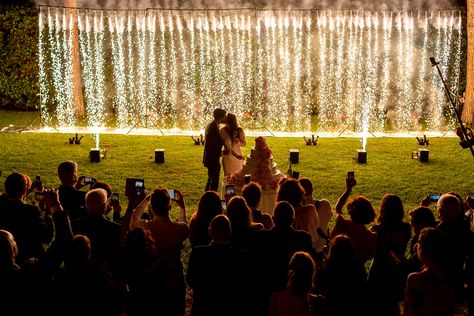 Cold Fireworks Wedding, Villa Aurelia, Cold Sparklers, Wedding In Rome, Wedding Fireworks, Italy Destination Wedding, Destination Wedding Italy, Malibu Wedding, Wedding In Italy