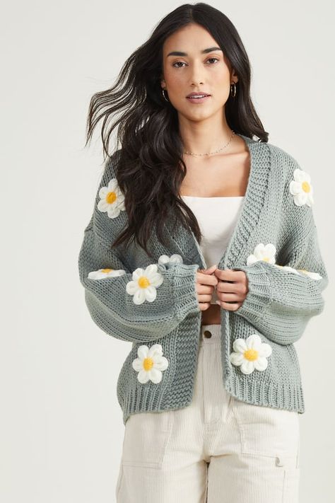 Flower Cardigan, Rose Cardigan, Comfy Cardigan, Knitted Flowers, Floral Cardigan, Chunky Cardigan, Aesthetic Stuff, Bubble Sleeve, Knitted Cardigan